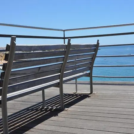 Cheerfulway Minichoro Aparthotel 3*