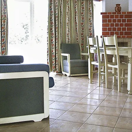 Cheerfulway Minichoro Aparthotel