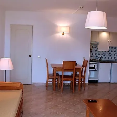 Cheerfulway Minichoro Aparthotel 3*